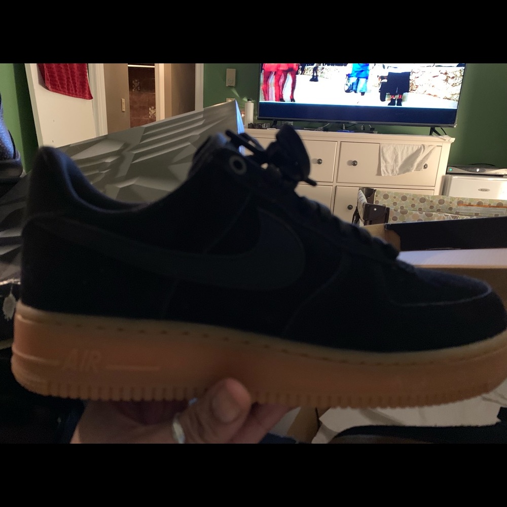 Sneakers - Picture 8 of 8